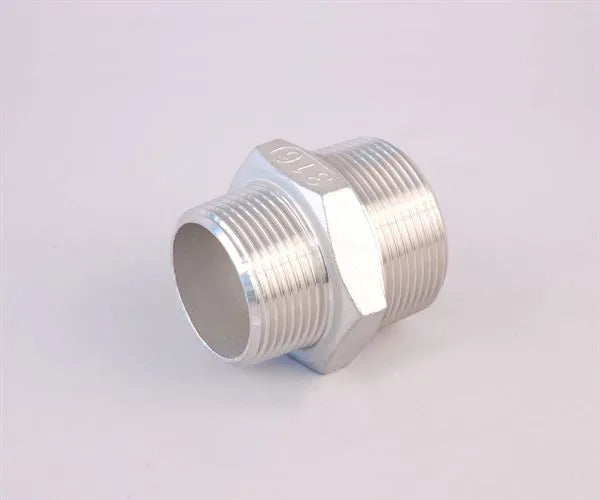 Hexagon reducing nipples BSP male x male stainless steel