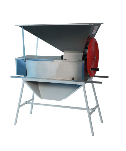 Manual grape crusher / destemmer