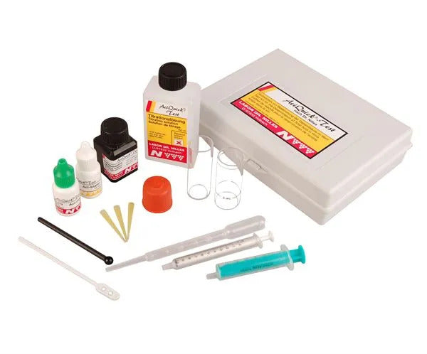 Aciquick test kit for red & white wine