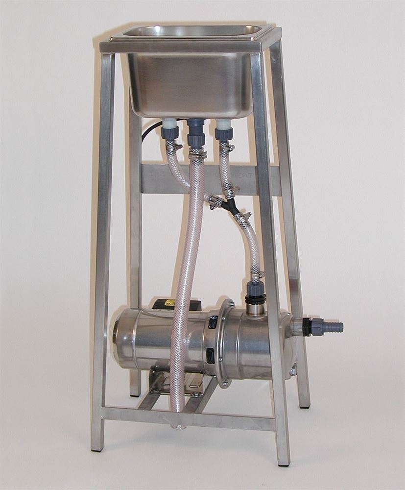 Twin nozzle bottle rinser/steriliser sinks